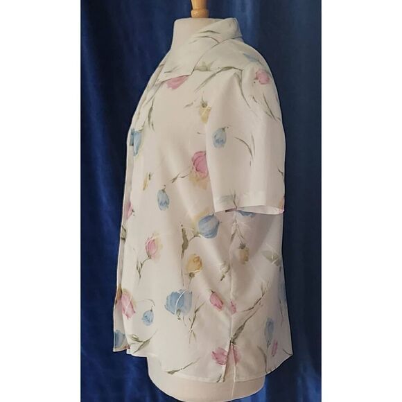 NEW Alfred Dunner Blouse with watercolor tulip pattern - Picture 3 of 7